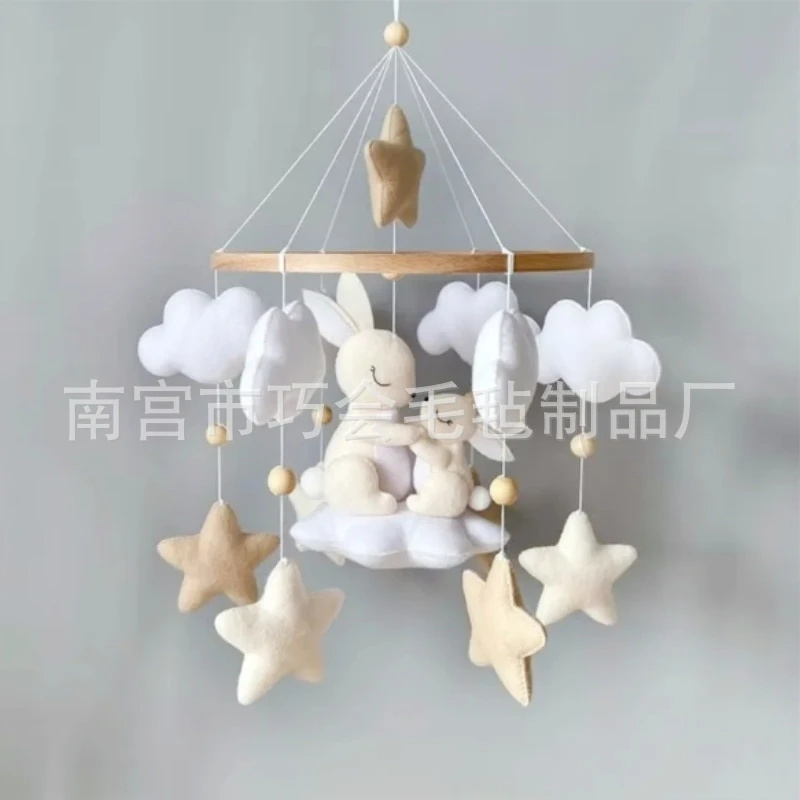 Baby Nursery Mobile - Mobile bébé en feutre doux fait
